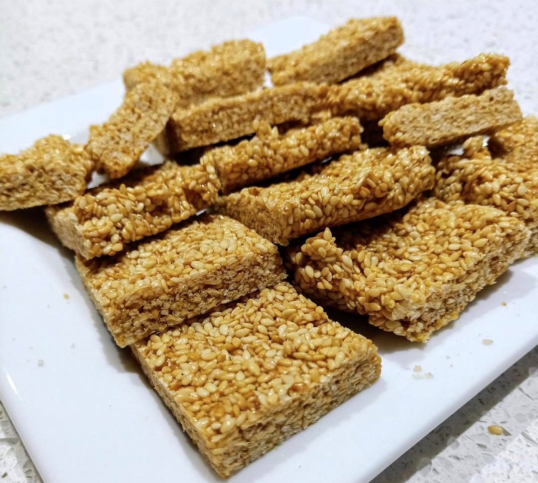 Pasteli Honey Sesame Seed Bars on a plate